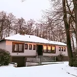 Hanosan Familienhaus 4 125 M2 Apartmán