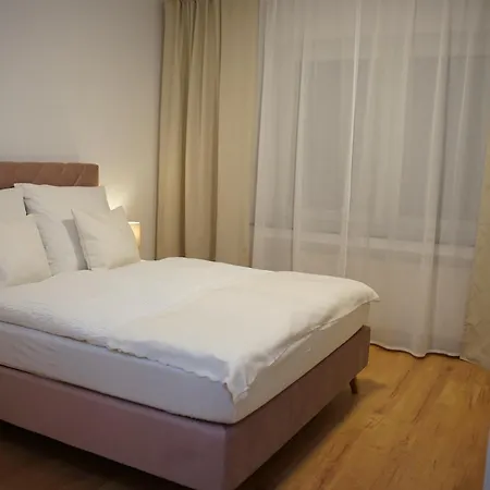 Hanosan Familienhaus 4 125 M2 アパート ガルプセン