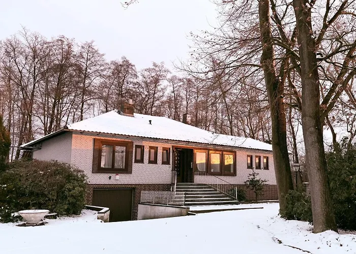 Hanosan Familienhaus 4 125 M2 アパート